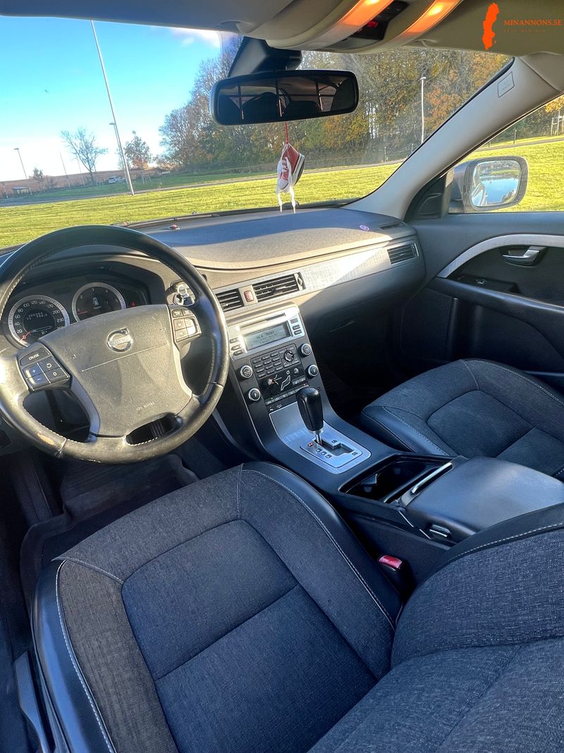 volvo-volvo-b-xc70-ii-d5-24-awd