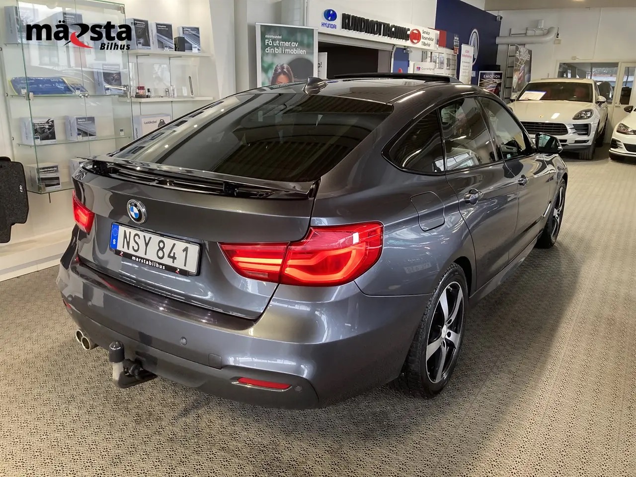 bmw-330i-xdrive-gran-turismo-steptronic