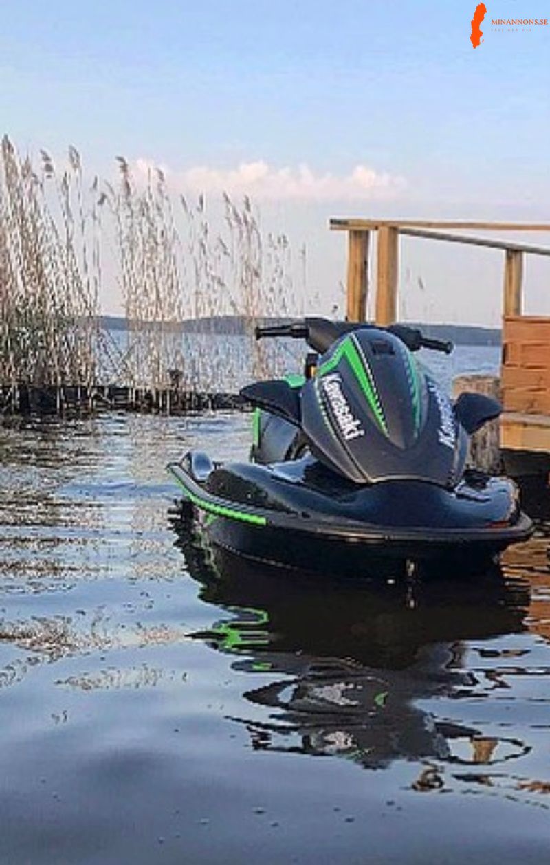 vattenskoter-kawasaki-stx15-f