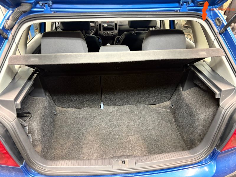 volkswagen-vw-polo-1475-14-16v-fwd