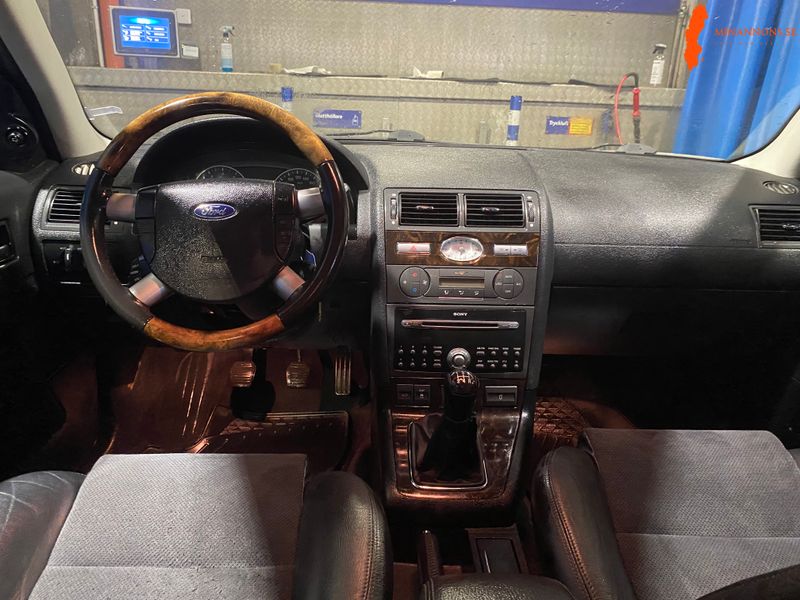 ford-mondeo-20-laga-mil-endast-14700mil-saljes-billigt