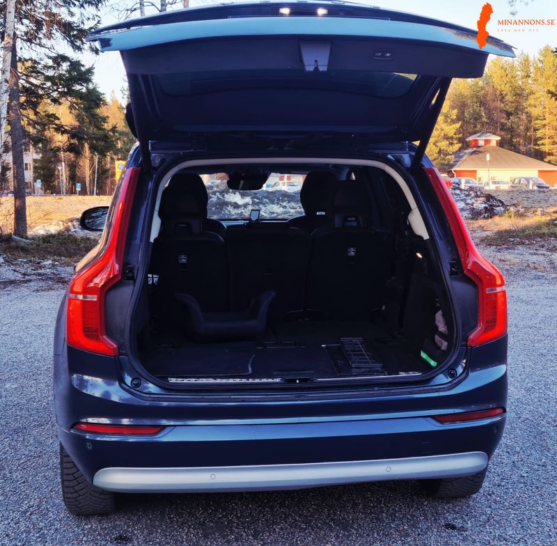 volvo-xc90-b5-momentum-awd