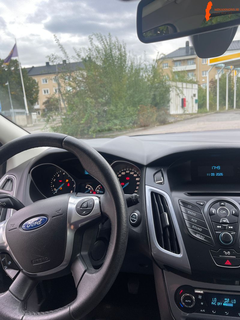 ford-focus-10t-ecoboost-fwd
