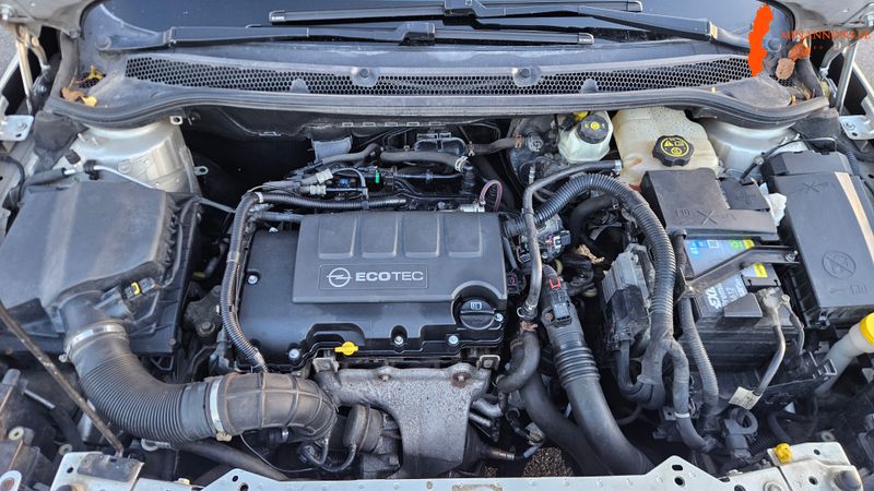 opel-astra-sports-tourer-14t-ecotec-fwd