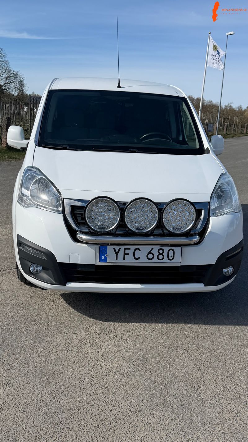 peugeot-partner-van-utokad-last-16-bluehdi-manuell-99hk-2016