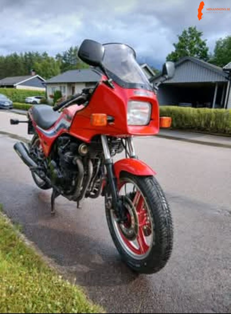 kawasaki-gpz750-1983-klassisk-sporthoj