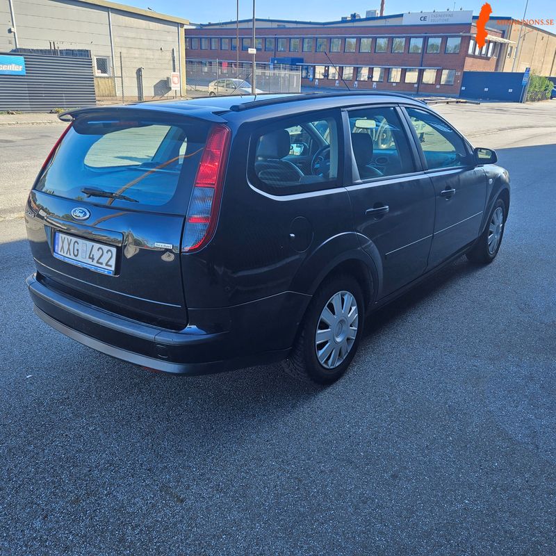 ford-focus-ghia-18-flexifuel