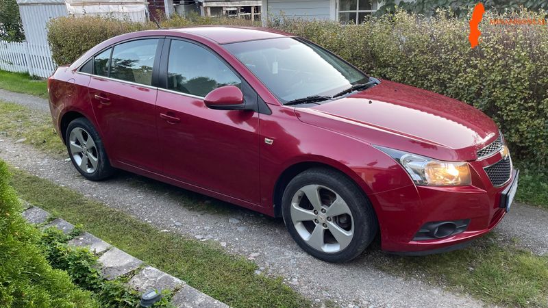 chevrolet-cruze-lt-18-bensin-automat-vinterdack-lagmilare