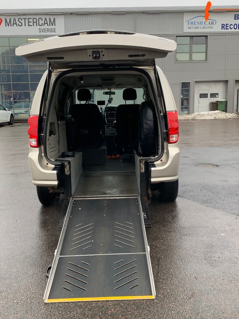 2013-dodge-grand-caravan-36-v6