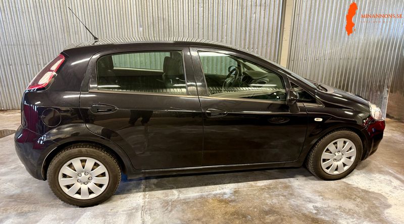 fiat-punto-5-dorrar-12-8v-manuell-69hk-2013