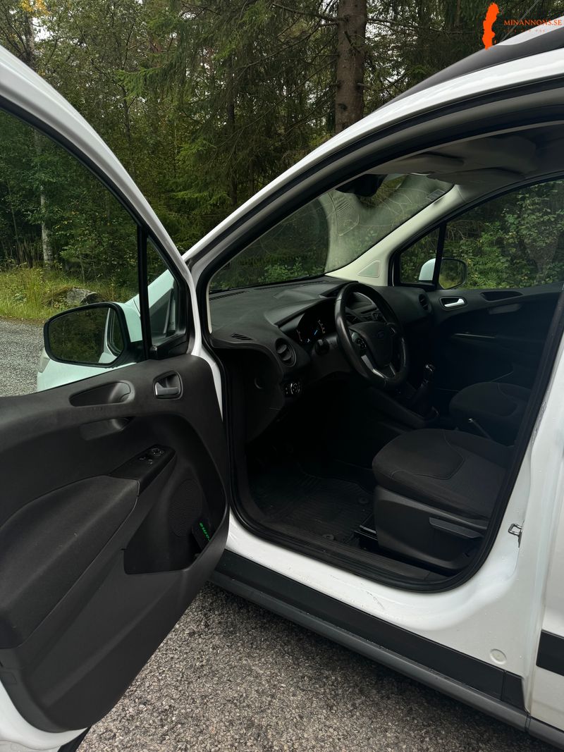 ford-transit-courier