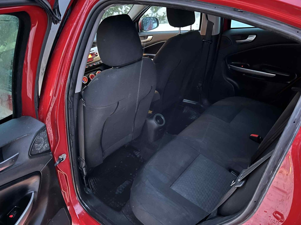 alfa-romeo-giulietta-14-tb-16v