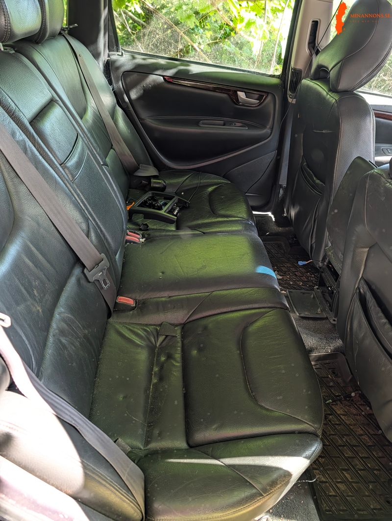 volvo-v70-24t-200-hk-manuellt-gds-objekt-business-plus-2001