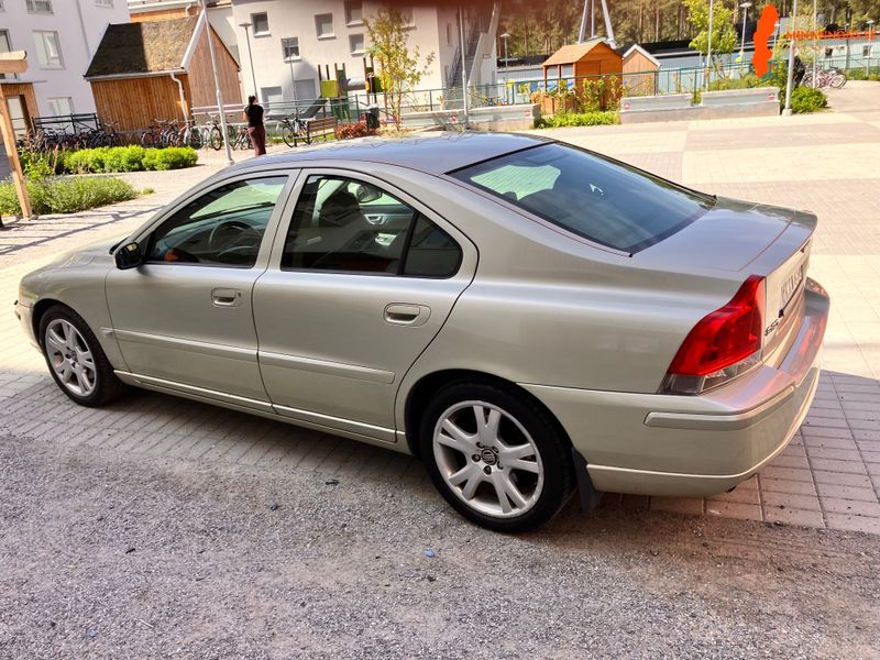 volvo-volvo-r-s60-25t-20v-fwd