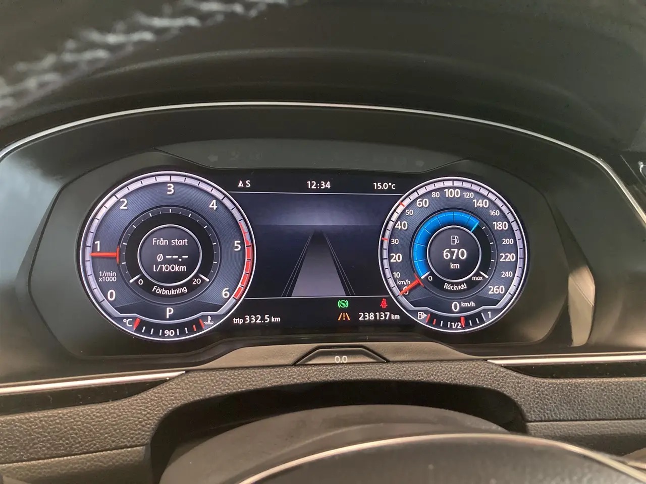 volkswagen-passat-sportscombi-20-tdi-dpf-scr-bmt-4motion-dsg-sekventiell