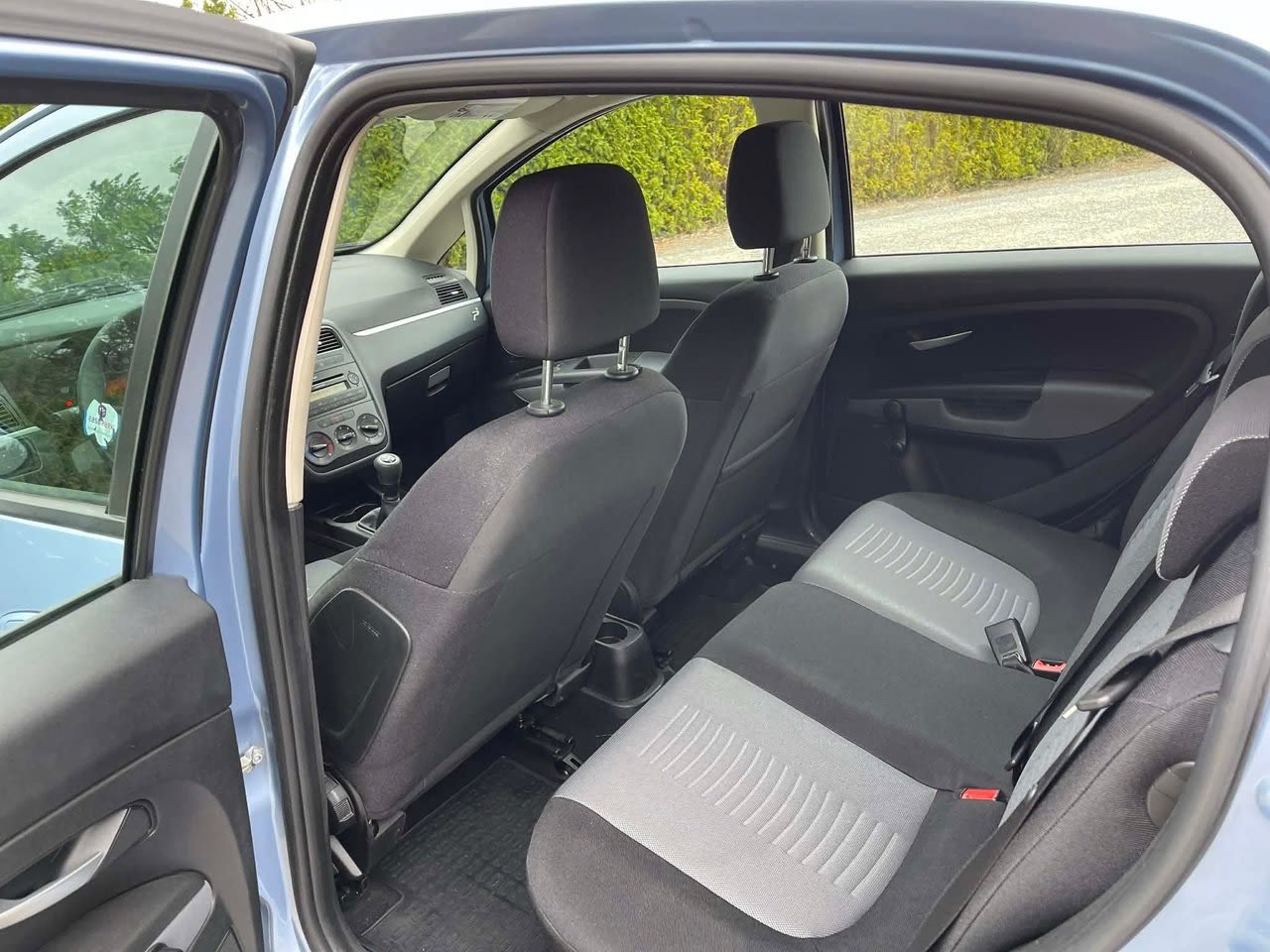 fiat-grande-punto-5-dorrars-13-16v-multijet