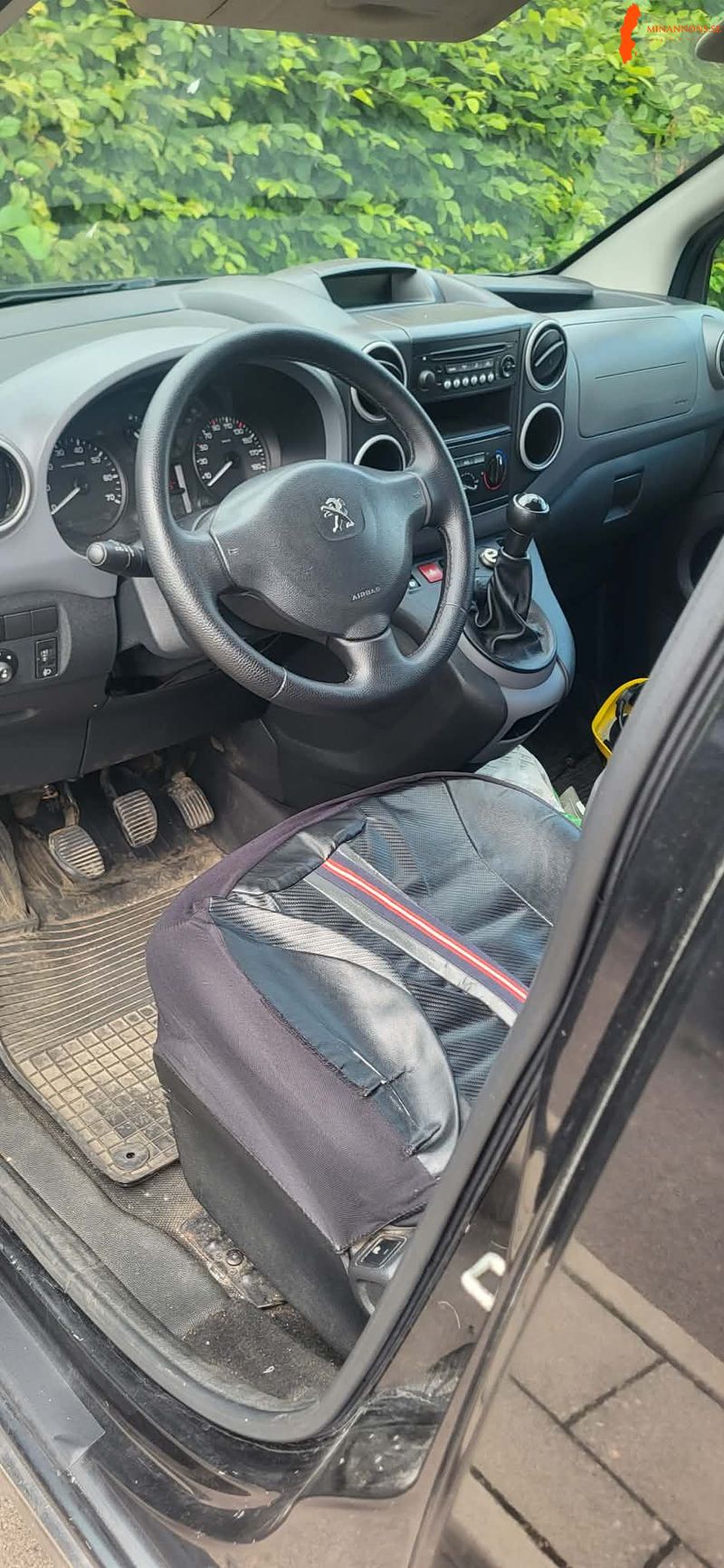 peugeot-partner-16-hdi-2013
