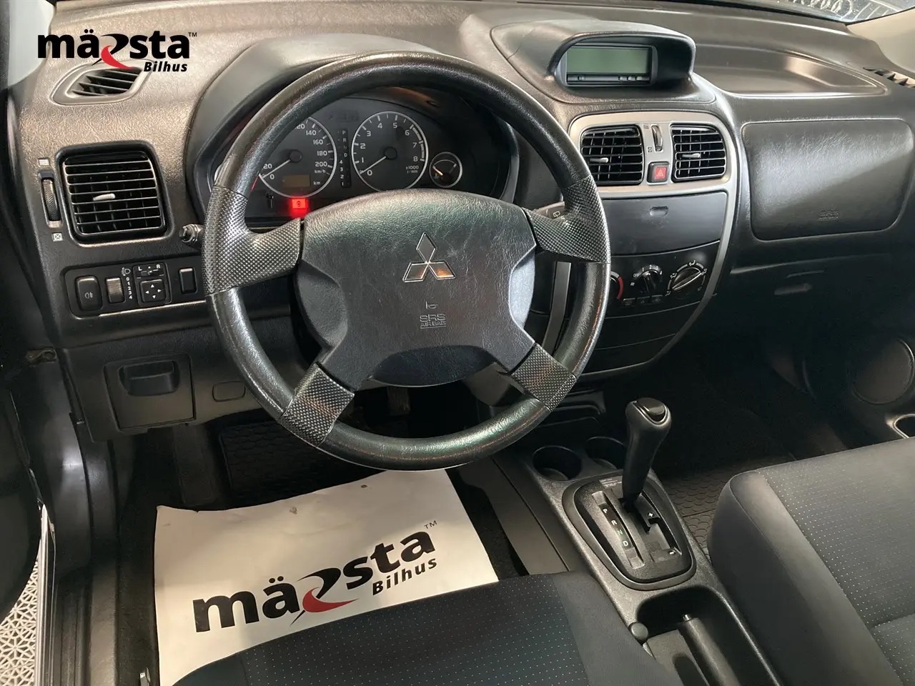 mitsubishi-space-star-16