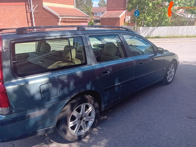 volvo-volvo-s-v70-25t-20v-fwd