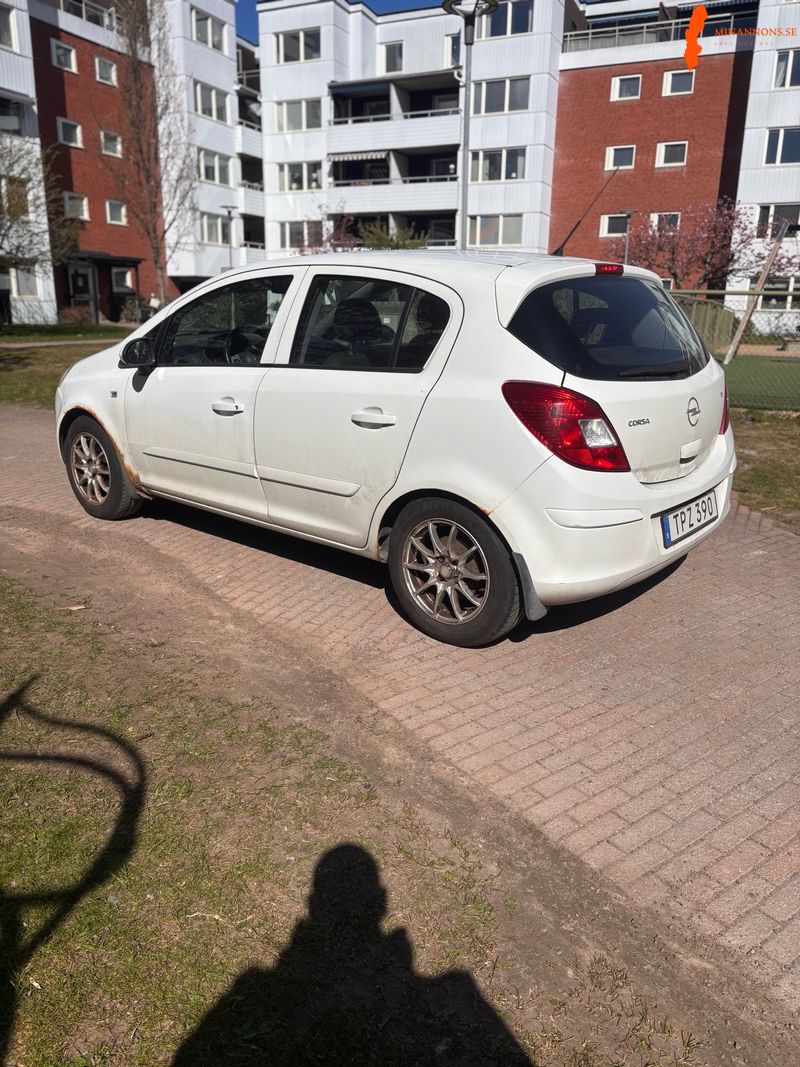 opel-corsa-12-twinport-nybes-nyskattad