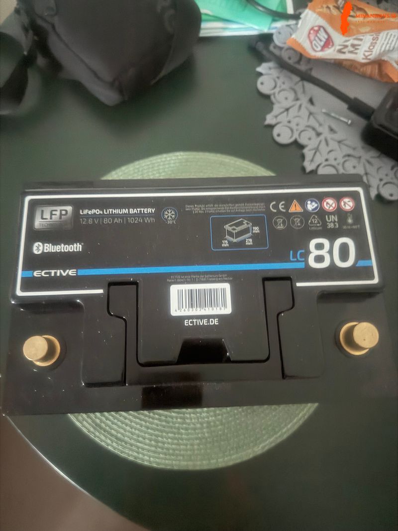 nytt-litiumbatteri-80amp-med-varme-och-blatand
