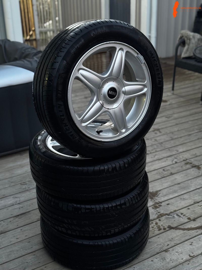mini-cooper-clubman-sommarhjul