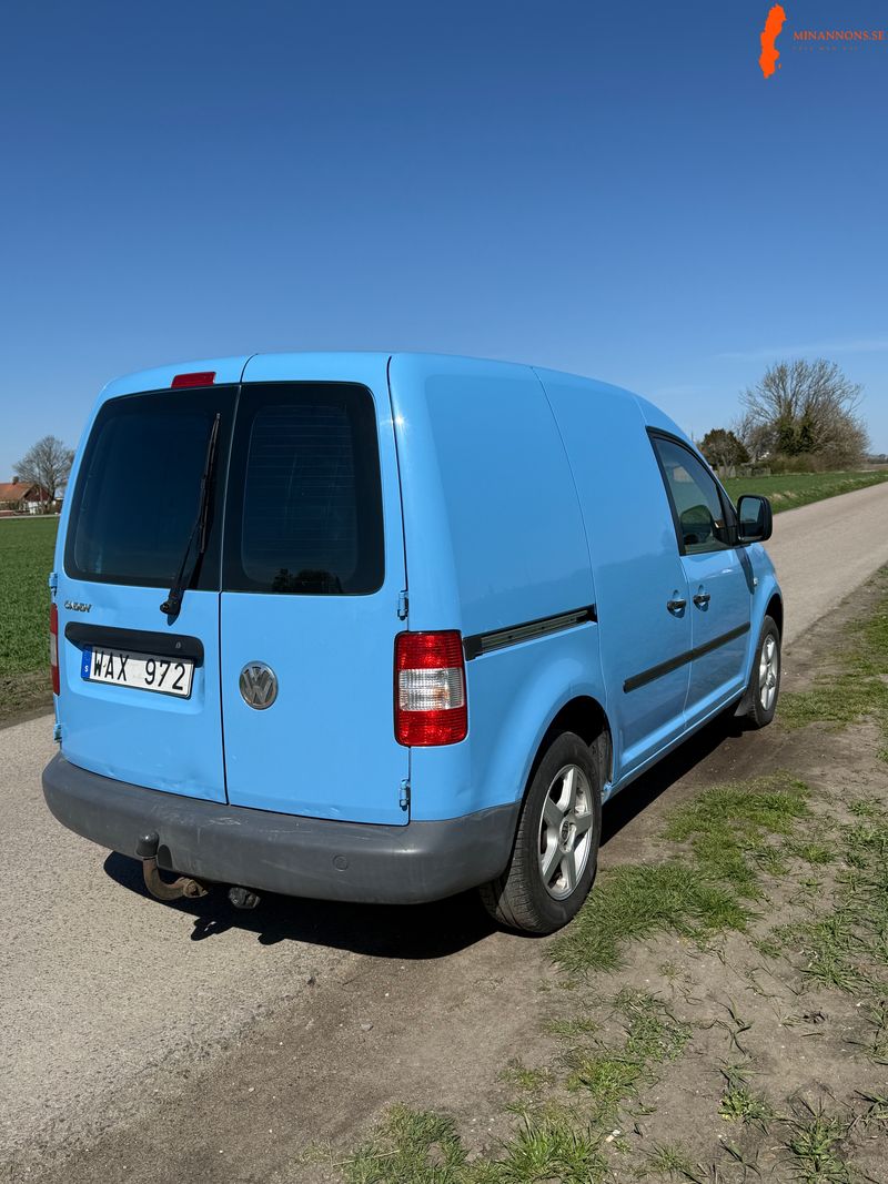 volkswagen-caddy-iii-14-75hk