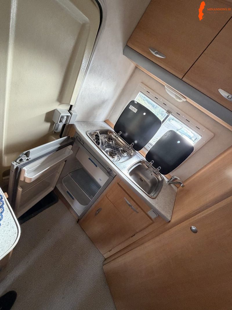 chausson-campervan-fiat-20-jtd-84hk-2003