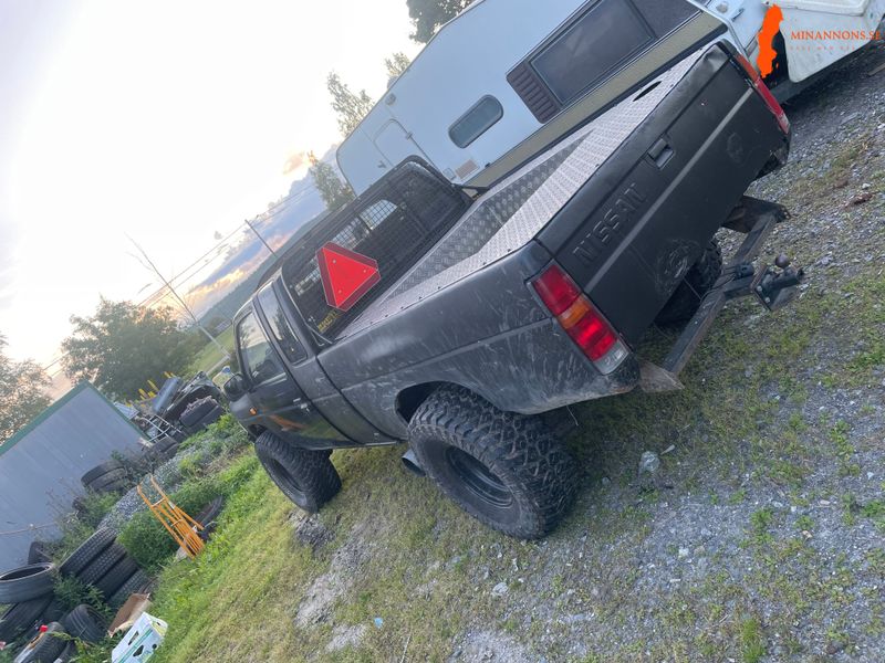 nissan-king-cab-a-traktor