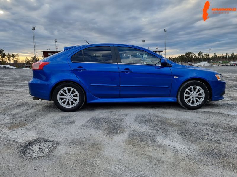 mitsubishi-lancer-sportback-18-di-d-cleartec-2012