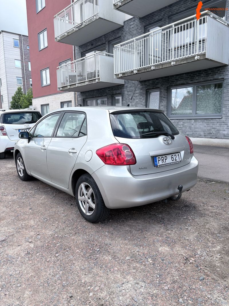 toyota-toyota-auris-16-vvt-i-fwd