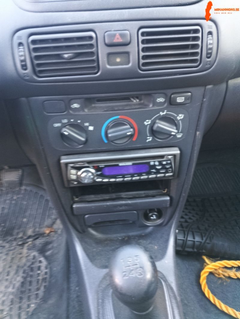 toyota-toyota-corolla-14-16v