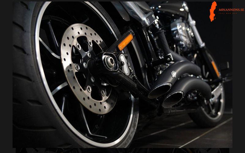 harley-davidson-breakout