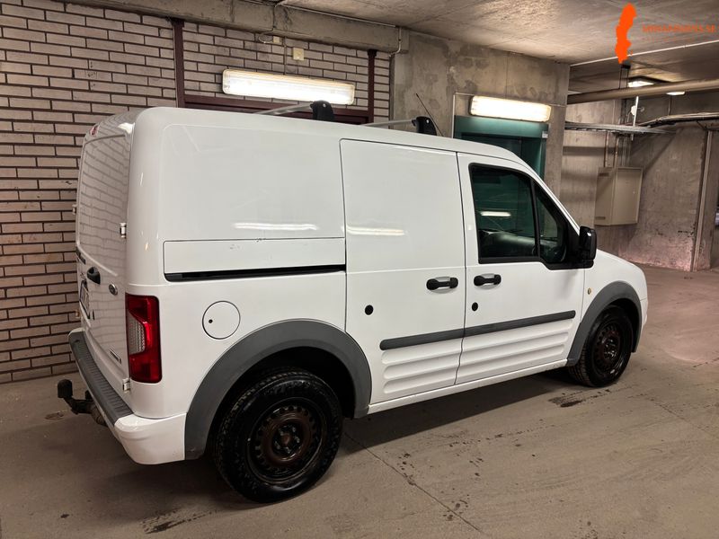 ford-transit-connect-t220-18tdci-90hk-dragkrok-2011