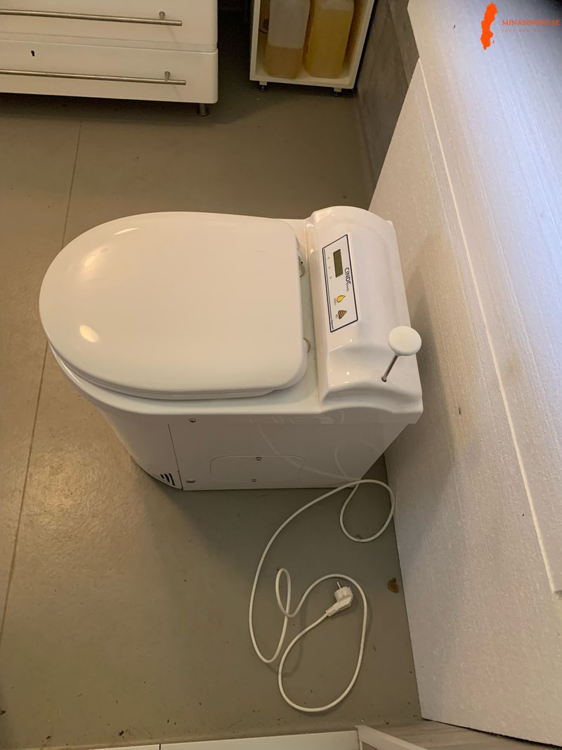 forbranningstoalett-separett-cindy-family-240-v