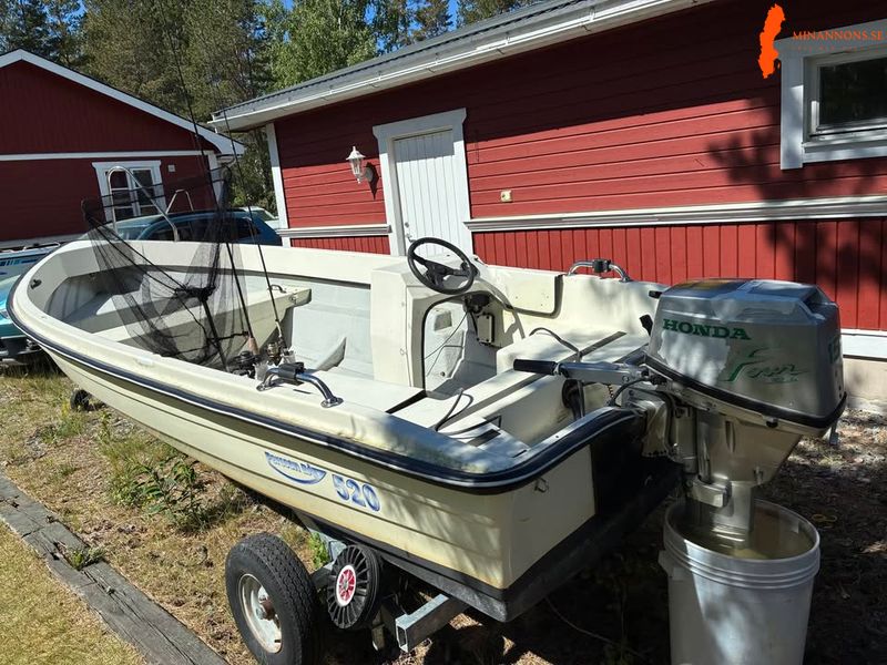 persson-bat-520-dl-med-15-hp-honda-fyrtaktare