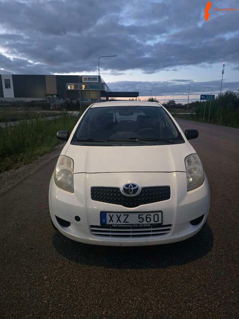 toyota-toyota-yaris-10-vvt-i-fwd