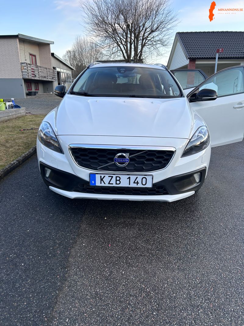 volvo-v40-cross-country-d2-20-fwd