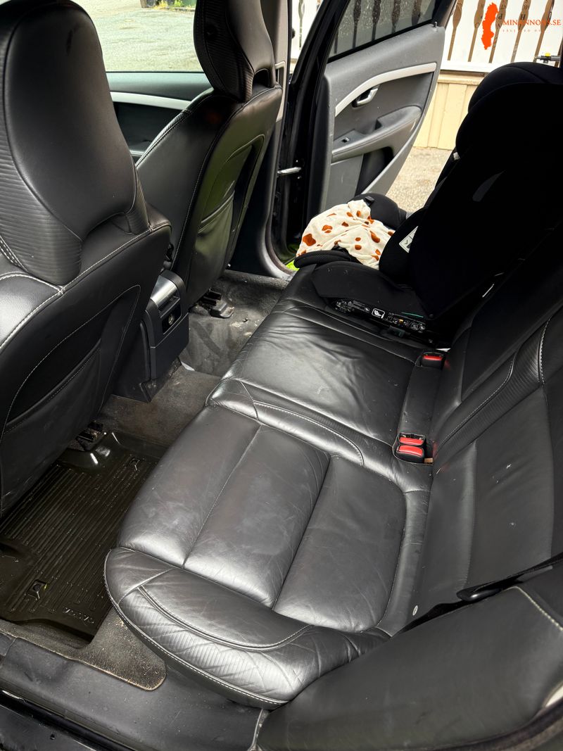 volvo-v70-ii-d3-r-design