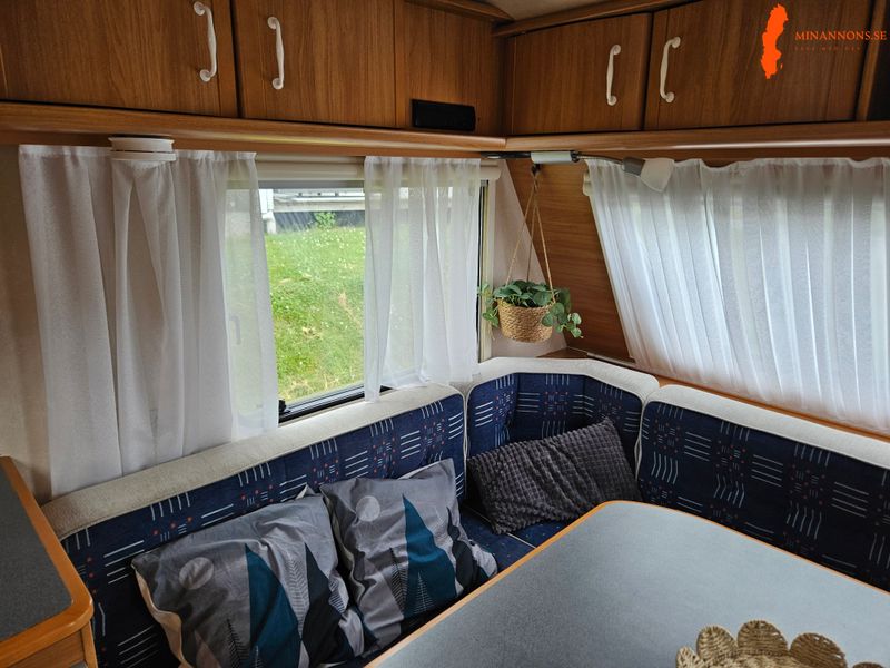 adria-663-uk-barnkammarvagn