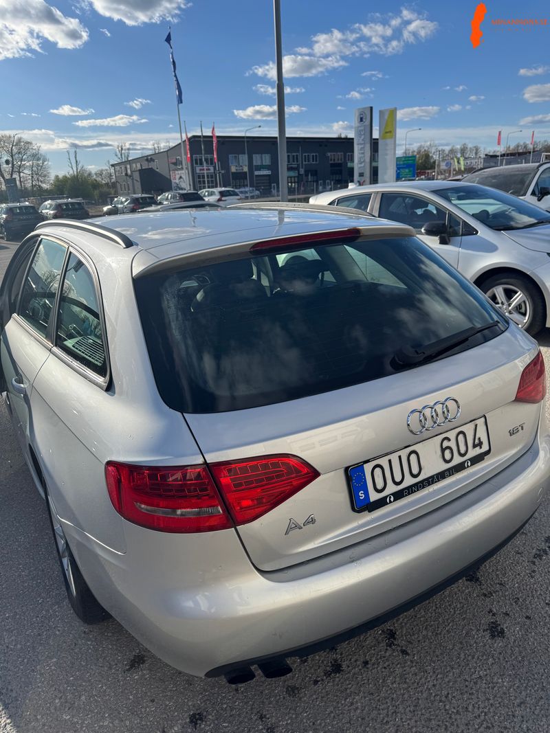 audi-a4-2010-nybesiktad-123-000-km-full-servicebok