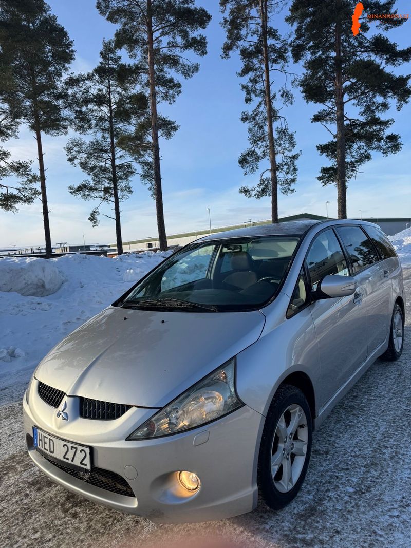 mitsubishi-grandis-7-seater-24-mivec-manuell-165hk-2008