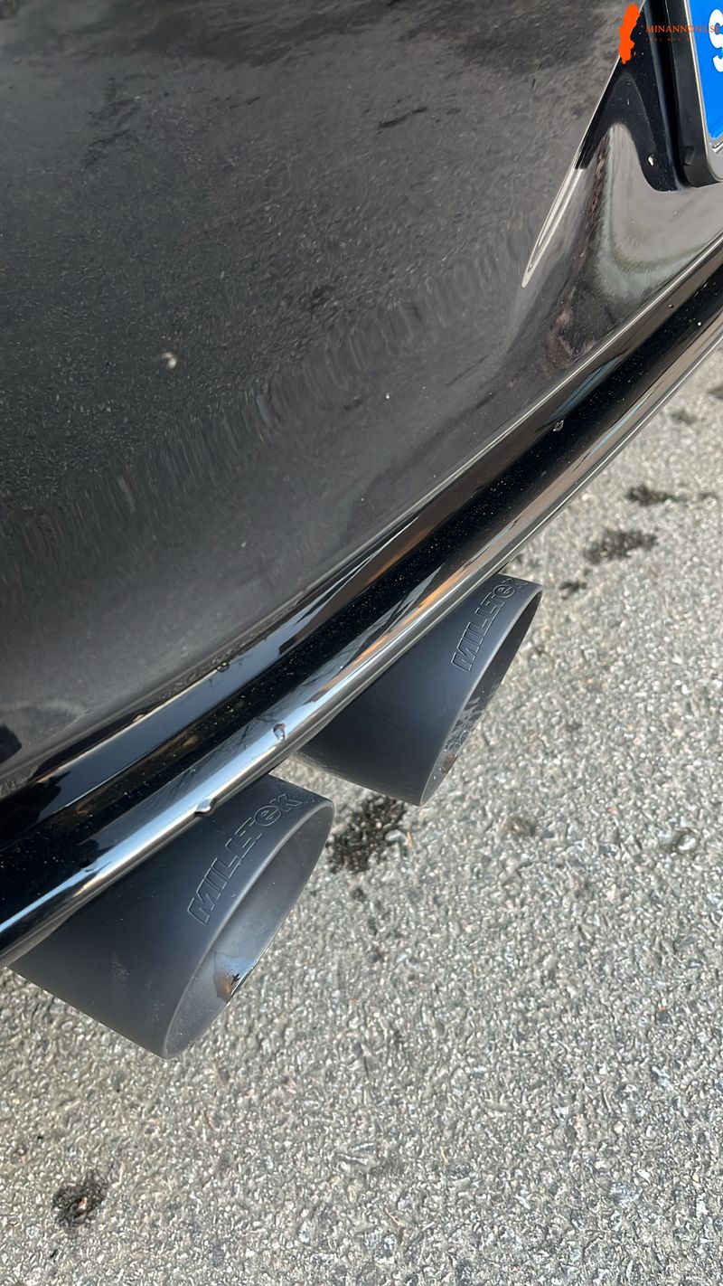 volkswagen-golf-vii-20-r-4motion-300hk-2017