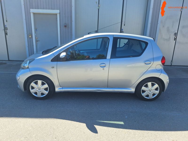 toyota-toyota-aygo-10-12v