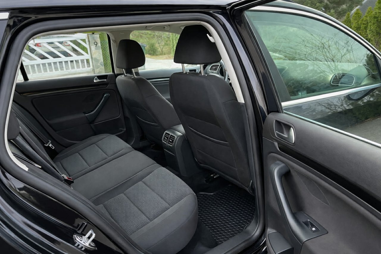 volkswagen-golf-variant-16-tdi-dpf-bmt-manuell-105hk-2012