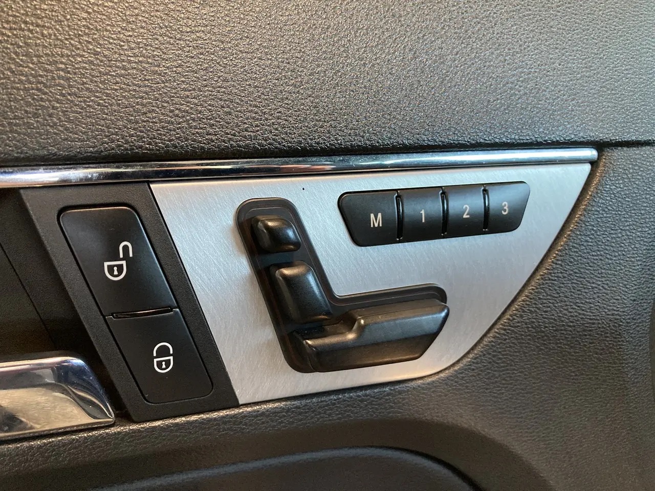 mercedes-benz-e-250-coupe-blueefficiency-5g-tronic