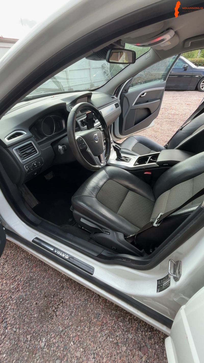 volvo-v70-ii-classic-d3e-20-fwd
