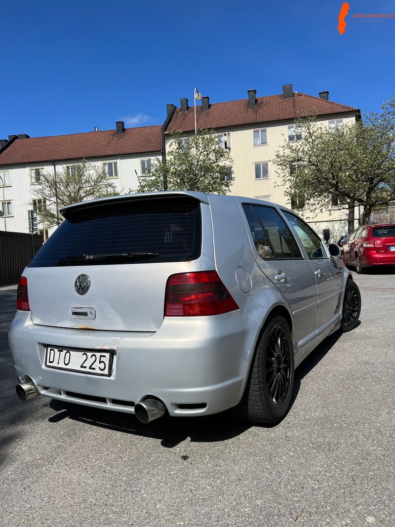 volkswagen-golf-5-door-gti-18-t-manuell-1999
