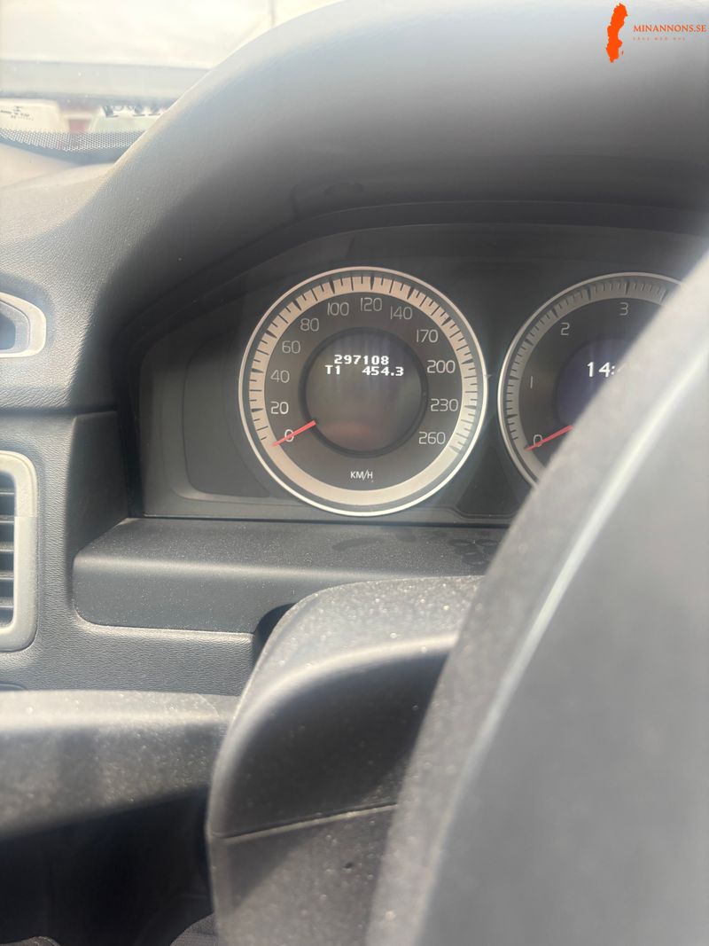 volvo-v70-ii-d2-16-fwd
