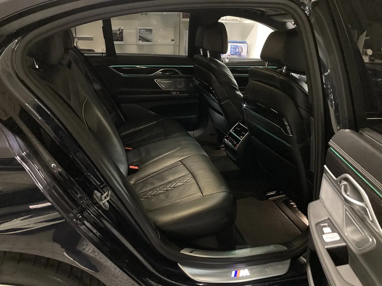 bmw-750i-xdrive-steptronic